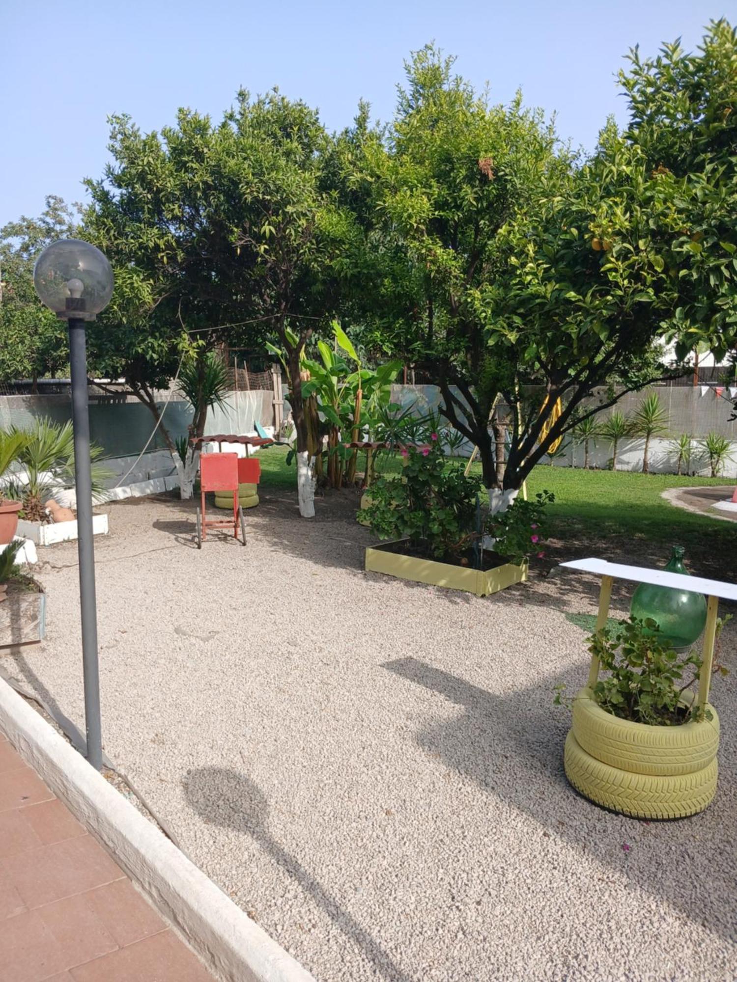 Garden Green Da Virna Torre Annunziata Bagian luar foto